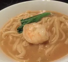 Fresh Shrimp Stir-Fried Noodles