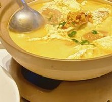 Stewed Tofu with Fresh Shrimp and Sea Urchin