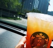Chilled Lemon Tea with Ice