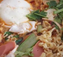 Hot Pot Instant Noodles