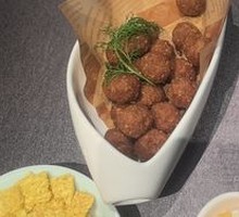 Crispy Fried Meatballs