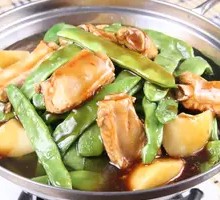 Stewed Pork Ribs with Potatoes and Green Beans