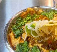 TB Signature Luosifen