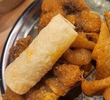 Braised Pig's Feet with Crispy Skin