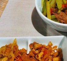 Stir-Fried Beef with Yellow Onion