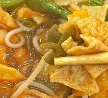 Spicy and Tangy Noodles