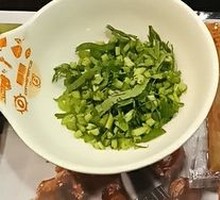 All-you-can-eat condiments