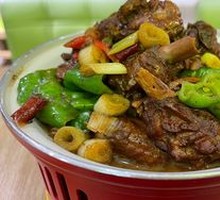 Yimeng Mountain Stir-Fried Chicken