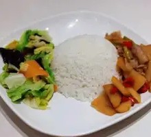 Stir-fried Pork with Potato Rice