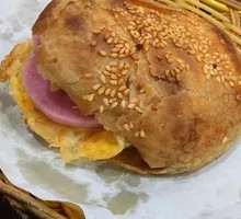 Braised Pork Cheeks with Flatbread