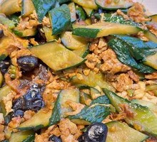 Wood Ear Mushroom with Pork