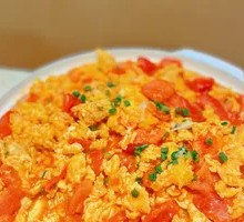 Tomato and Egg Stir-Fry