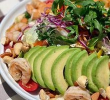 Fresh Shrimp Papaya Nut Salad