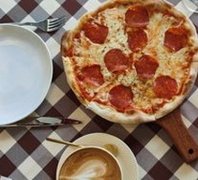 Pepper Sausage Pizza