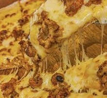 Crawfish Pizza