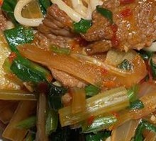 Homestyle Noodles with Sauce