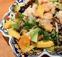 Fresh Shrimp Mango Avocado Salad