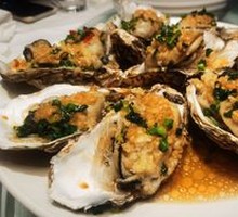 Steamed Oyster with Garlic and Vermicelli