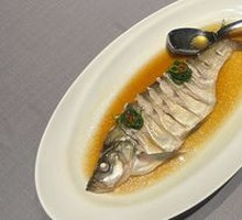 Steamed White Fish with Chicken Broth