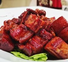 Braised Pork with Tofu Skin Balls