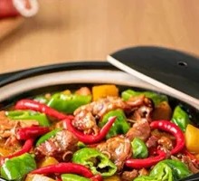 Yueyang Tujia Spicy Stewed Chicken