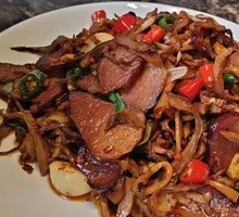 Stir-fried smoked bamboo shoots with preserved pork