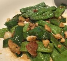 Spicy Chili and Broad Beans Stir-fry