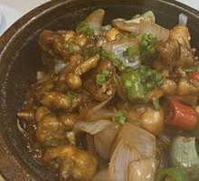 Pickled Garlic Stewed Stone Pot Bullfrog