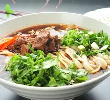 Signature Braised Pork Noodles