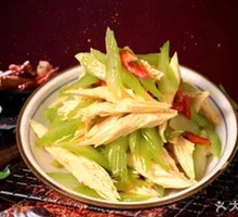 Celery with Yellow Skin Tofu Shreds