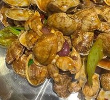 Spicy Stir-Fried Clams
