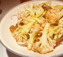 Baby Bok Choy in Small Bowls