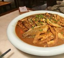 招财酱焖鱼头泡饼