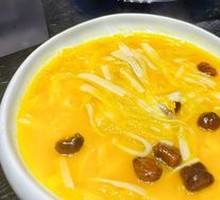 Saffron-Infused Chestnut Cabbage