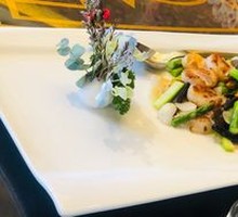 Stir-Fried Fresh Asparagus with Shellfish