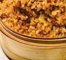 Stuffed Rice with Black Pepper Steamed Pork Ribs