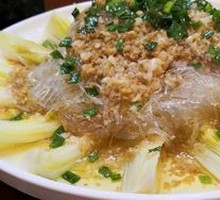 Steamed Baby Clams with Garlic and Vermicelli