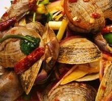 Spicy Stir-Fried Clams