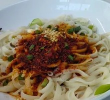Spicy Pork Sauce Noodles