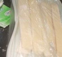 Stretched Noodle Slices