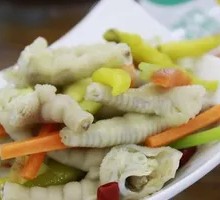 Sichuan-style Pickled Chicken Feet
