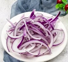 Shredded onions