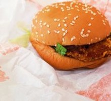 Fruitwood-Flavored Chicken Burger