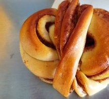 Cinnamon Roll