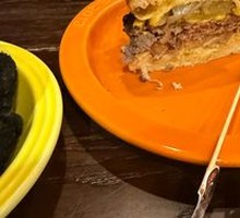 Beef Burger with Sliding Egg