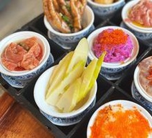 Nine-grid Specialty Dish Platter