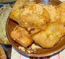 Egg-fried glutinous rice cake