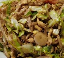Stir-Fried Pork with Chinese Cabbage