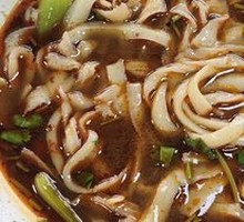 Braised Pork Diced Noodles