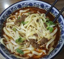 Braised Pork Noodles with Hand-cut Style